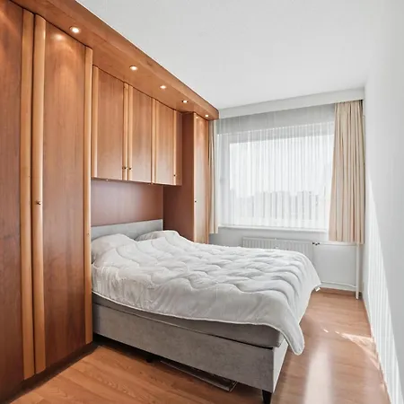 Hill With Park Views Apartment Blankenberge